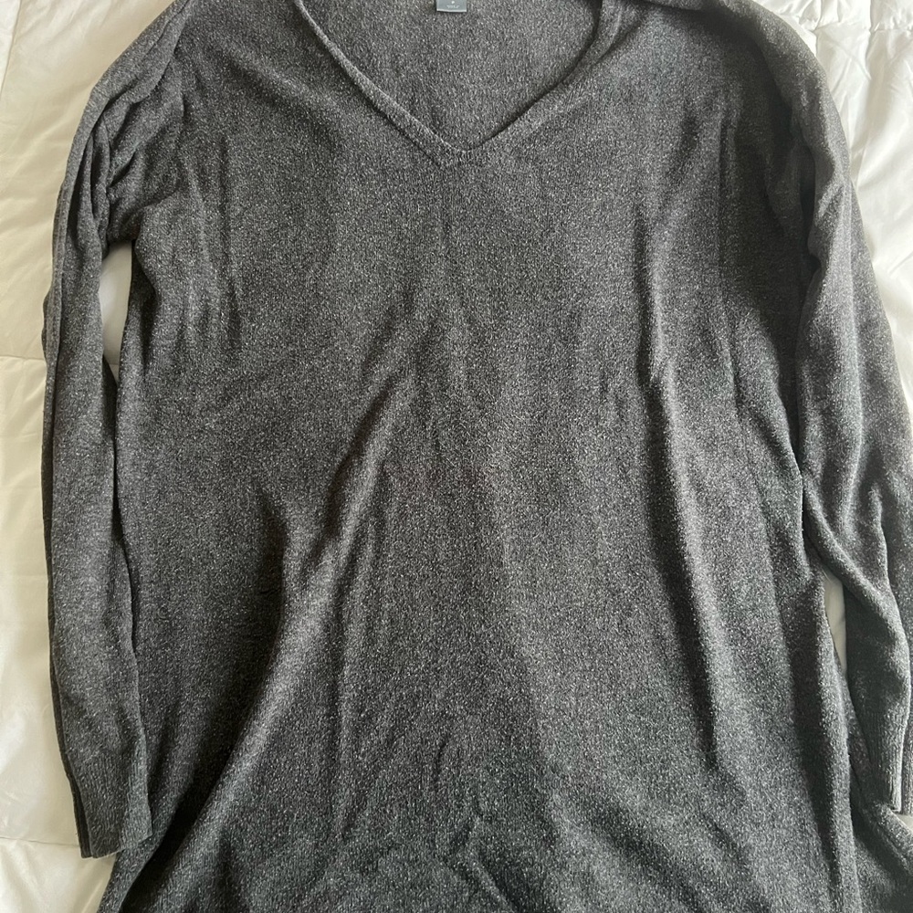 Old Navy Charcoal Gray V-Neck Sweater